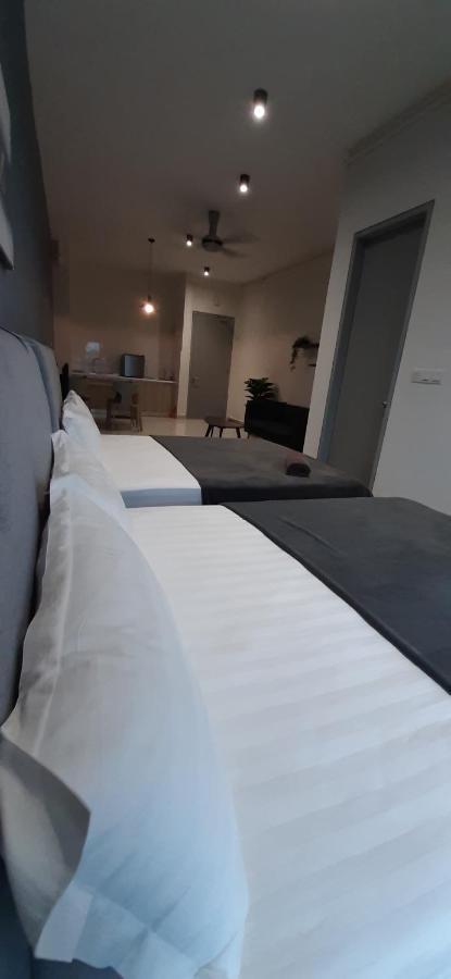 Cozystay @ Core Soho Suite Klia Sepang Exterior foto